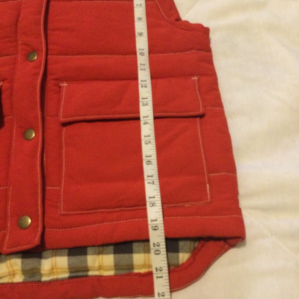 Toad&Co Red Vest - Picture 6 of 8